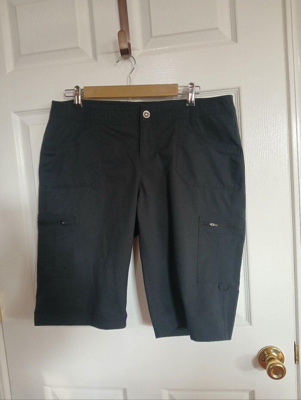 Kuhl Black Cargo Knee-Length Hirizn Shorts with Pocket Hiking Outdoor Gorpcore